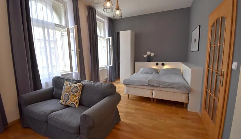 Pronájem bytu 1+kk 35 m² – fotografie 3