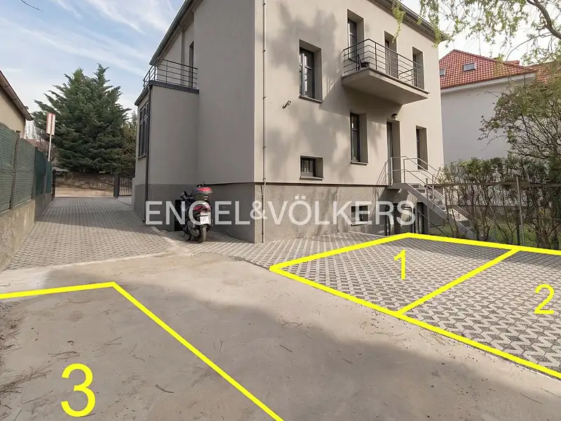 Pronájem specifického typu nemovitosti 13 m², Praha – náhled fotky 3
