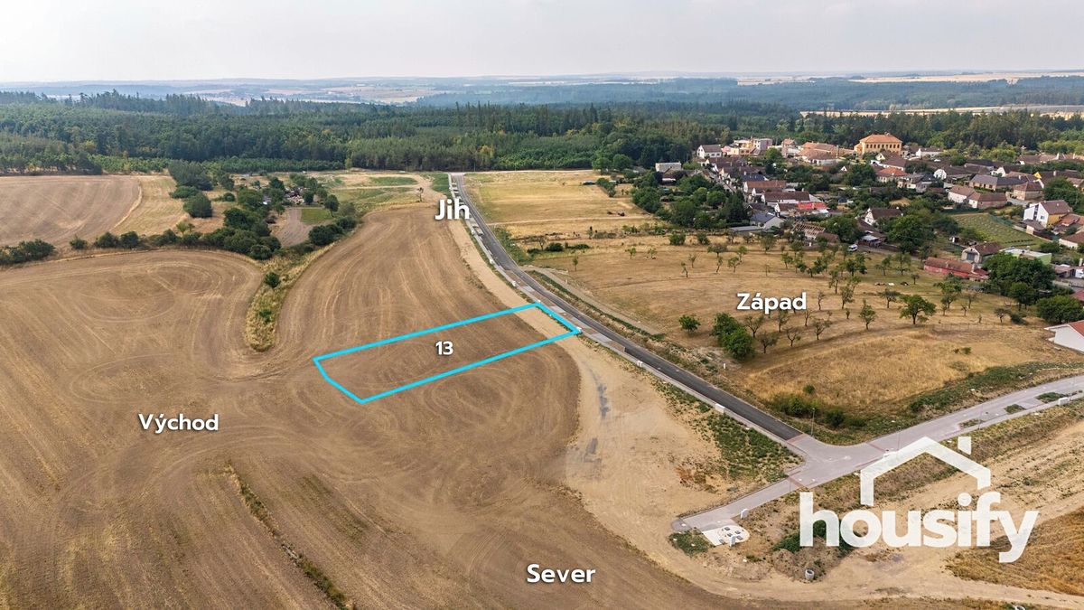 Prodej stavebního pozemku 1720 m² – fotografie 3