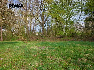 Prodej  stavebního pozemku 1 094 m²