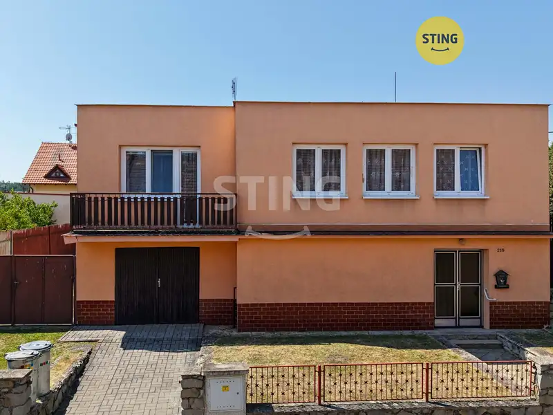 Prodej rodinného domu 200 m², pozemek 800 m², Nové Syrovice – náhled fotky 1