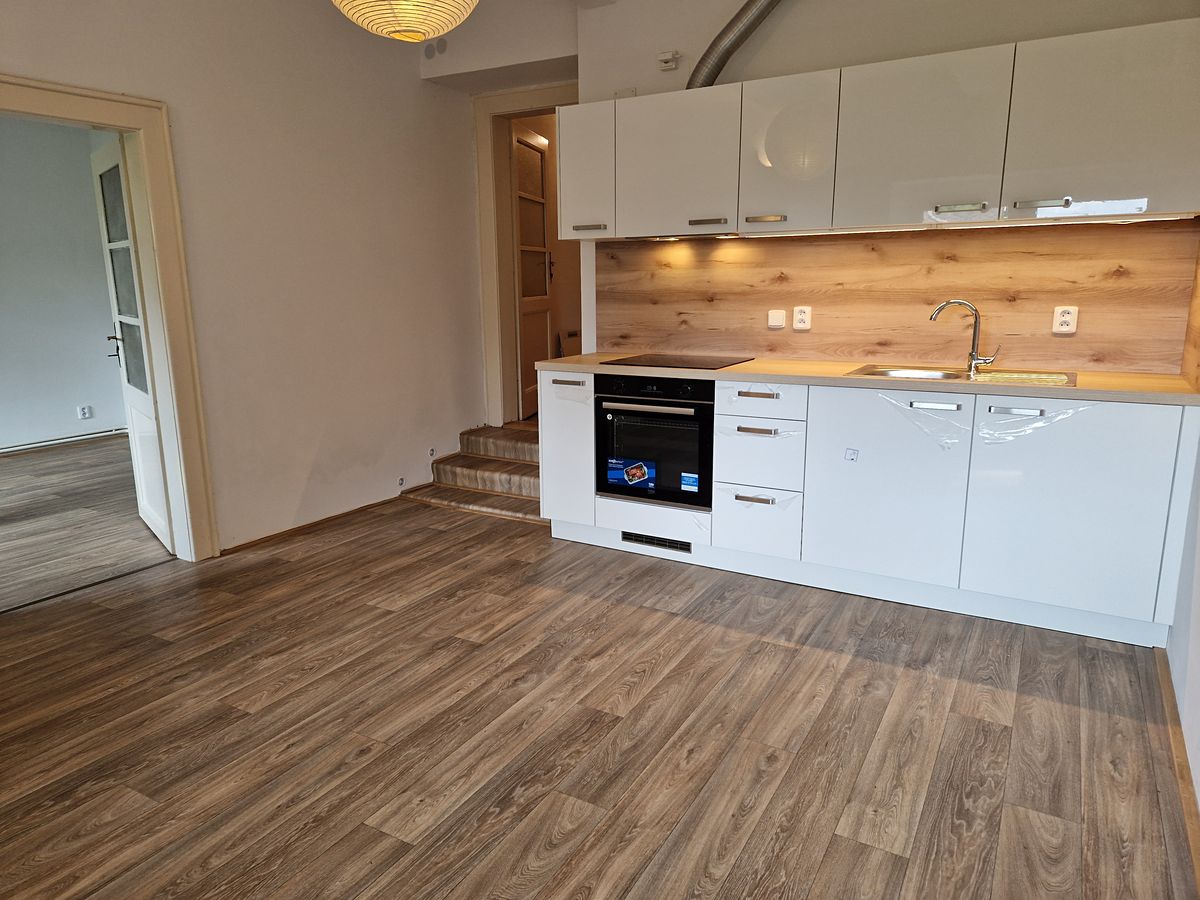 Pronájem bytu 2+kk 50 m²