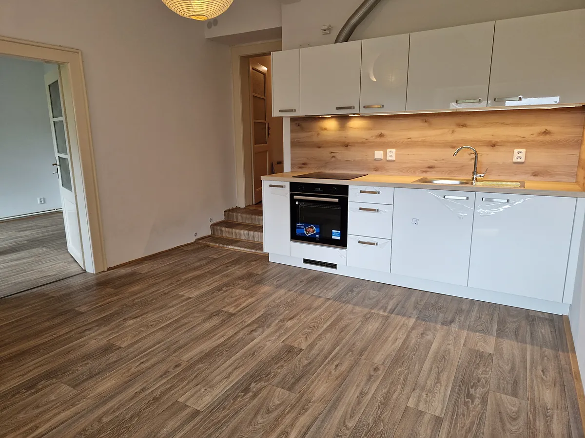 Pronájem bytu 2+kk 40 m²