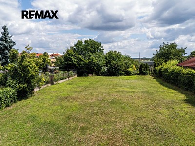 Prodej  stavebního pozemku 990 m²