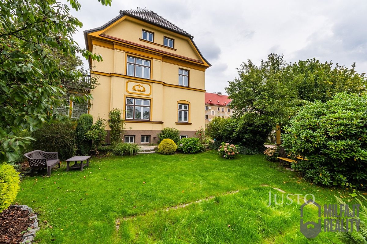 Prodej rodinného domu 200 m², pozemek 635 m²