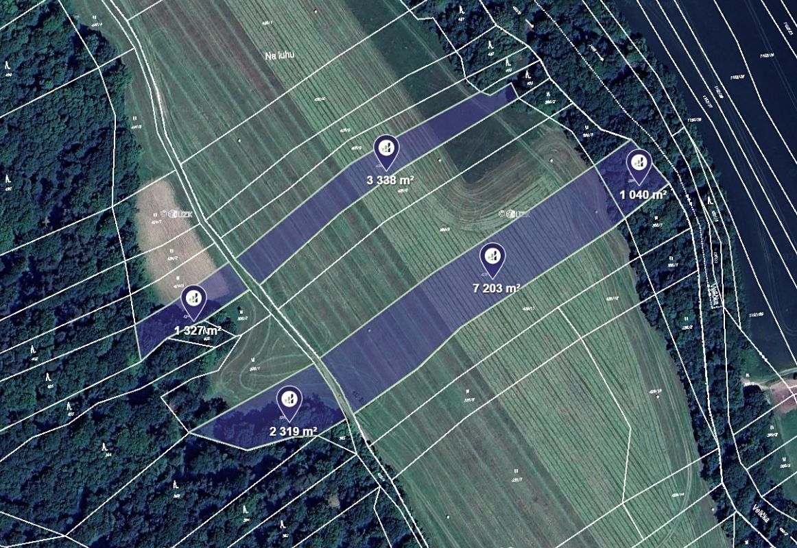 Prodej pole 77991 m²