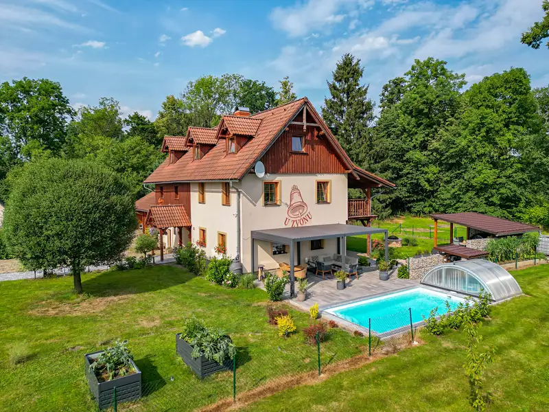 Prodej rodinného domu 180 m², pozemek 2568 m², Raspenava – náhled fotky 1