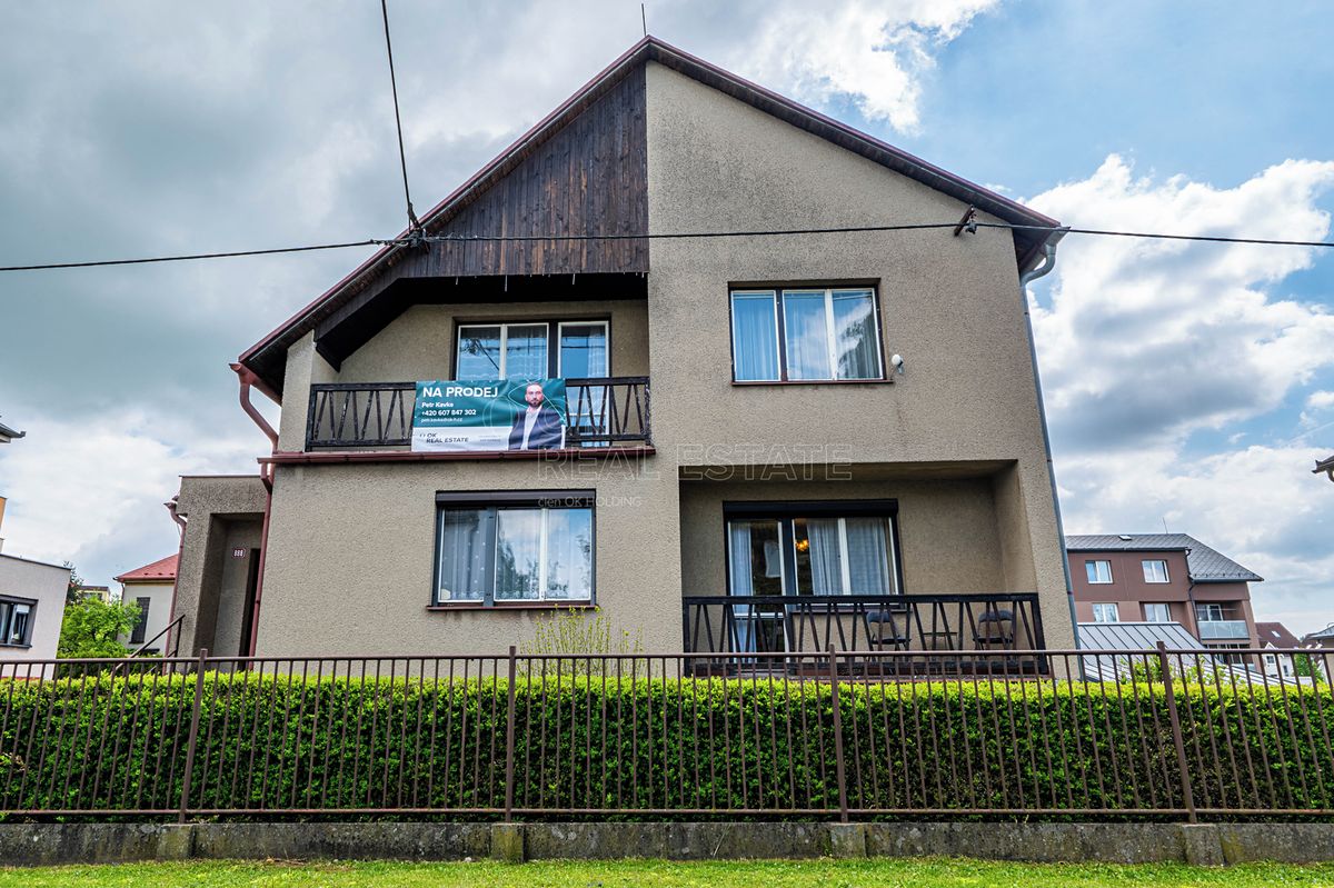 Prodej rodinného domu 200 m², pozemek 538 m² – fotografie 3