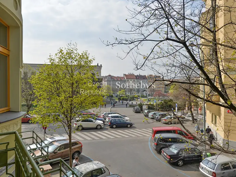 Pronájem bytu 4+kk 137 m², Praha – náhled fotky 2