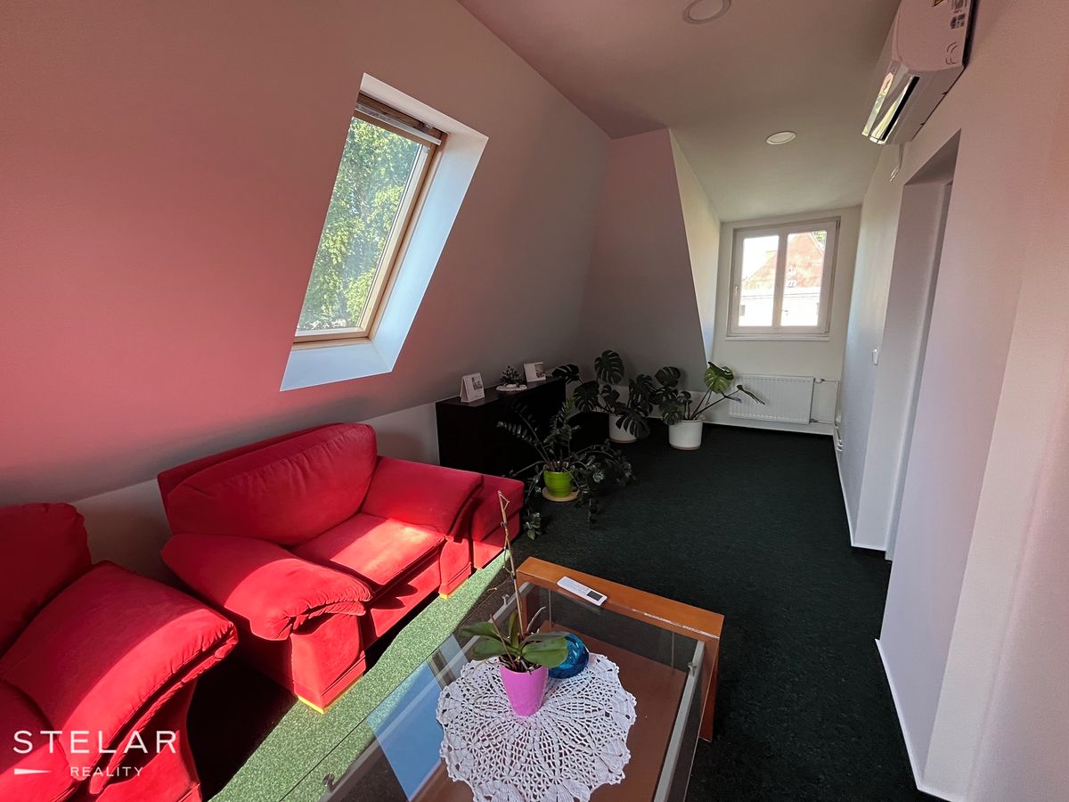 Pronájem kanceláře 66 m² – fotografie 5