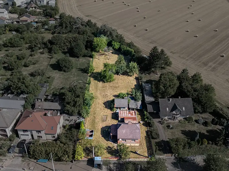 Prodej rodinného domu 150 m², pozemek 2944 m², Hradec Králové – náhled fotky 1