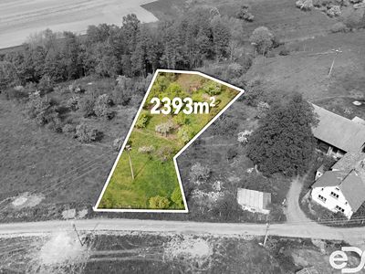 Prodej stavebního pozemku 2393 m²