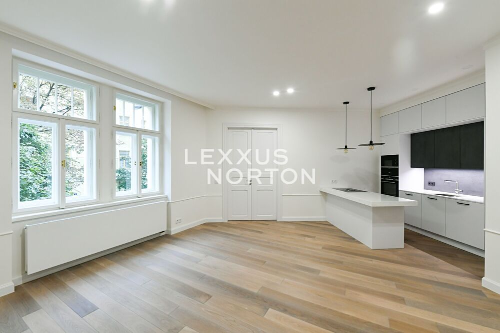 Pronájem bytu 4+kk 118 m²