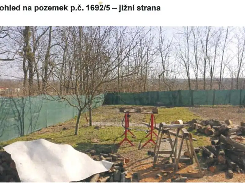 Prodej pozemku 565 m², Břeclav – náhled fotky 1