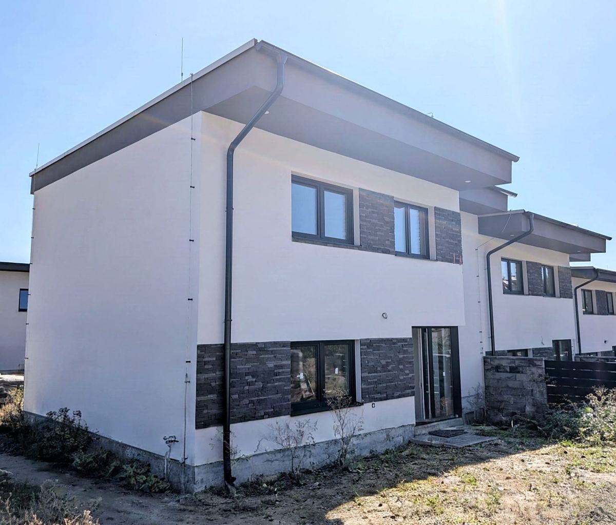 Prodej rodinného domu 150 m², pozemek 344 m² – fotografie 3