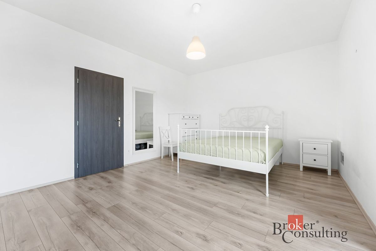 Pronájem bytu 2+kk 87 m² – fotografie 5