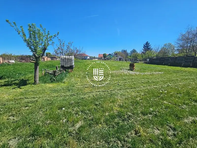 Prodej stavebního pozemku 811 m², Dobré Pole – náhled fotky 2