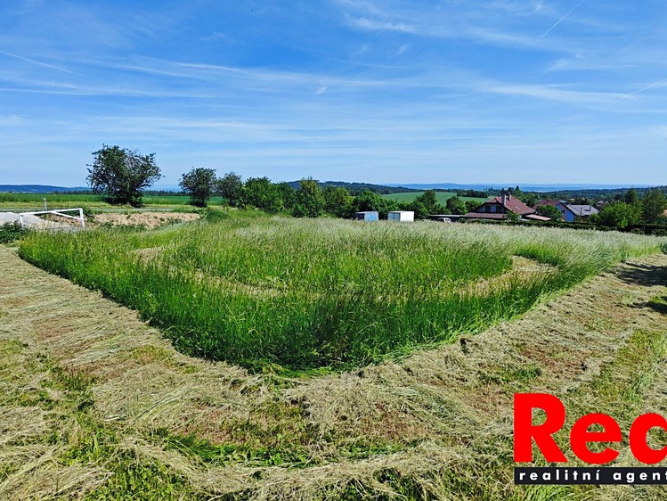 Prodej pozemku, 3 053 m² (1 z 17)