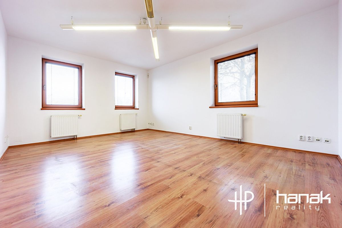 Prodej rodinného domu 259 m², pozemek 2016 m² – fotografie 4
