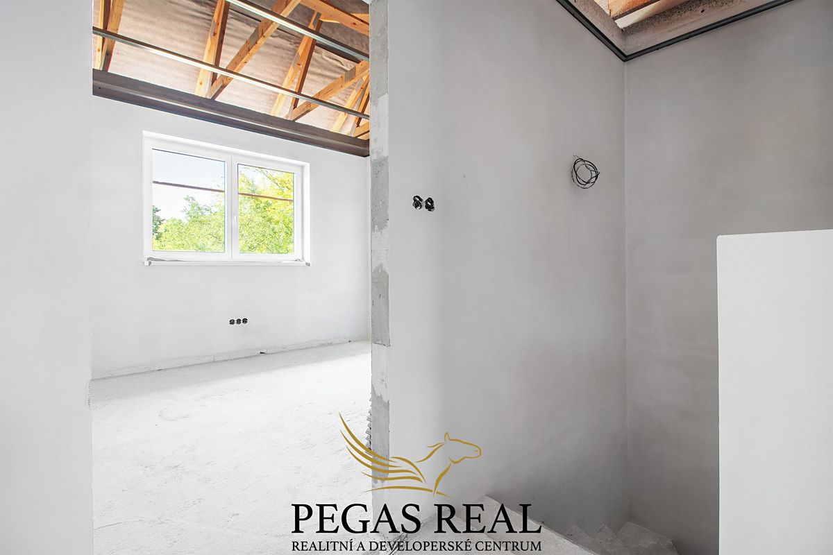 Prodej rodinného domu 134 m², pozemek 1007 m² – fotografie 5