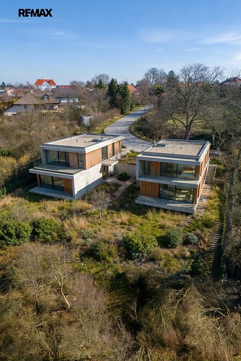 Prodej stavebního pozemku 1872 m² – fotografie 5