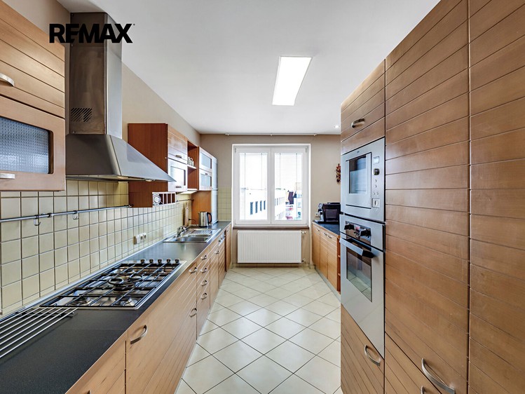 Wohnung 3+kk zum Kauf, 92 m² (2 von 22)
