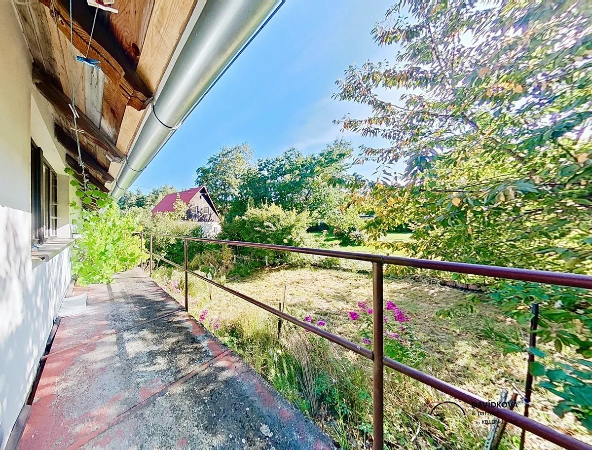 Prodej rodinného domu 200 m², pozemek 458 m² – fotografie 3