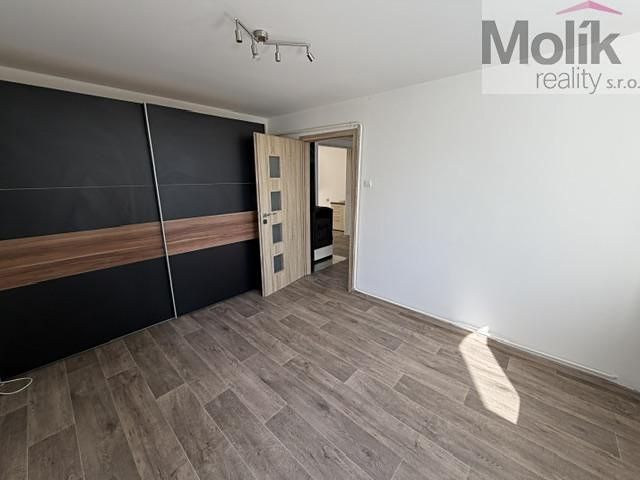 Pronájem bytu 2+1 51 m² – fotografie 5
