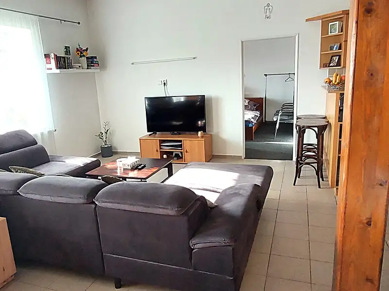 Pronájem bytu 2+kk 66 m², Pardubice – náhled fotky 2