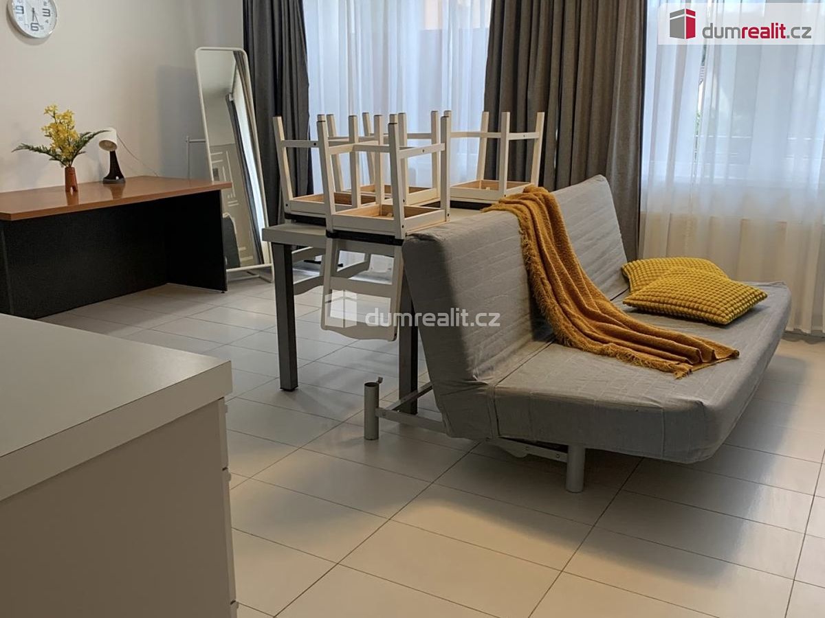 Pronájem bytu 3+kk 73 m²