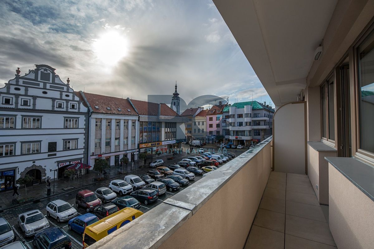 Pronájem bytu 1+kk 66 m² – fotografie 5