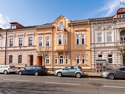 Prodej  rodinného domu 330 m², pozemek 359 m²