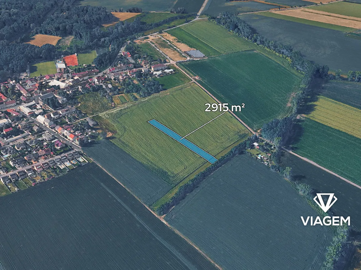 Prodej podílu 1/3 pole 971 m²