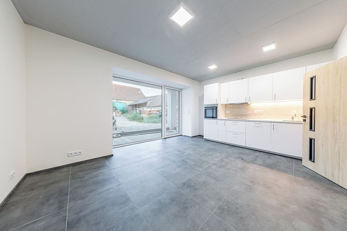Pronájem bytu 2+kk 48 m²
