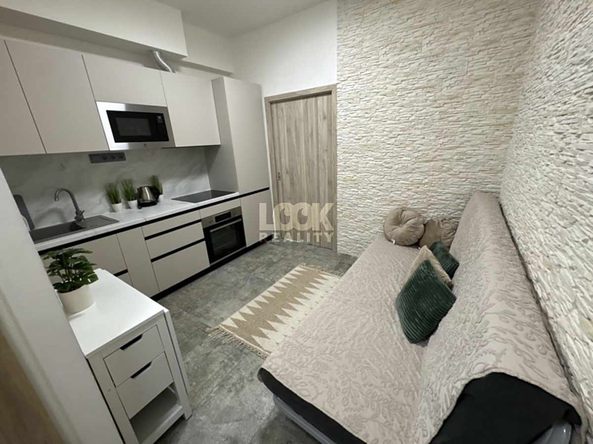 Prodej bytu atypický 62 m² – fotografie 2