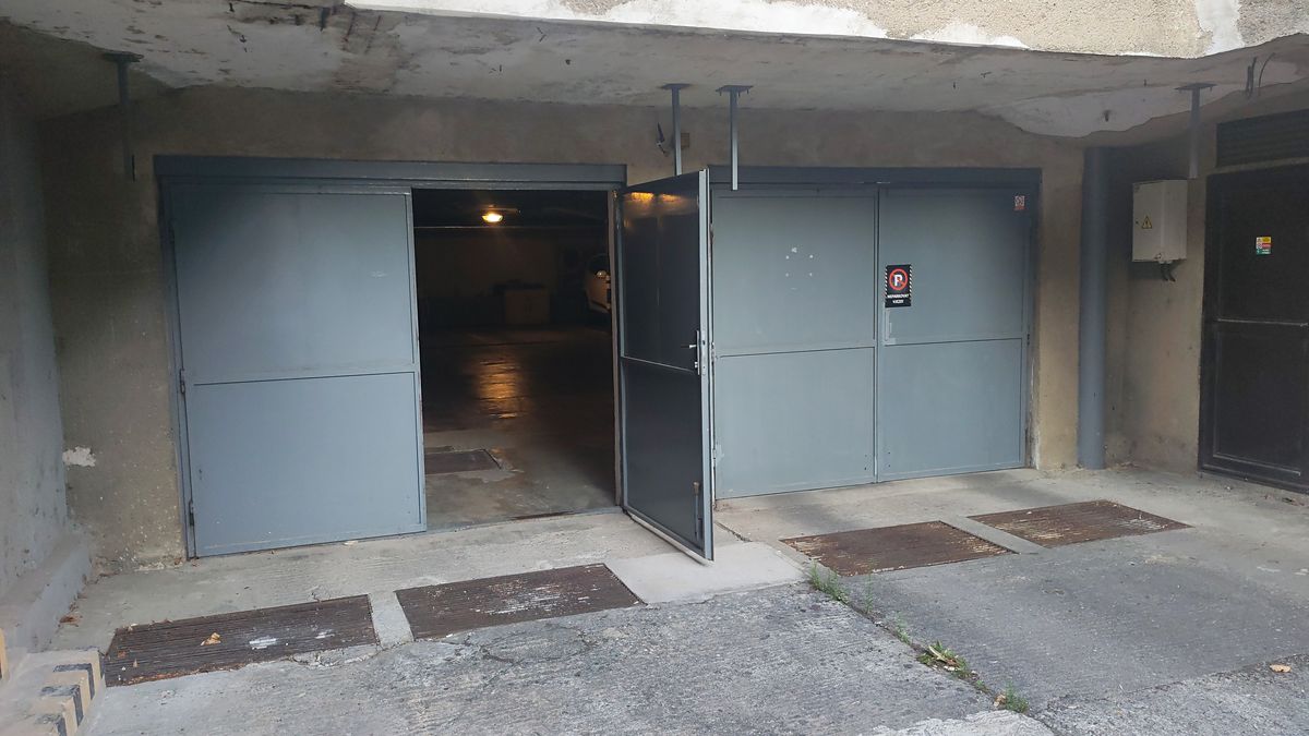 Prodej garážového stání 18 m², Zlín – fotka 1 z 3