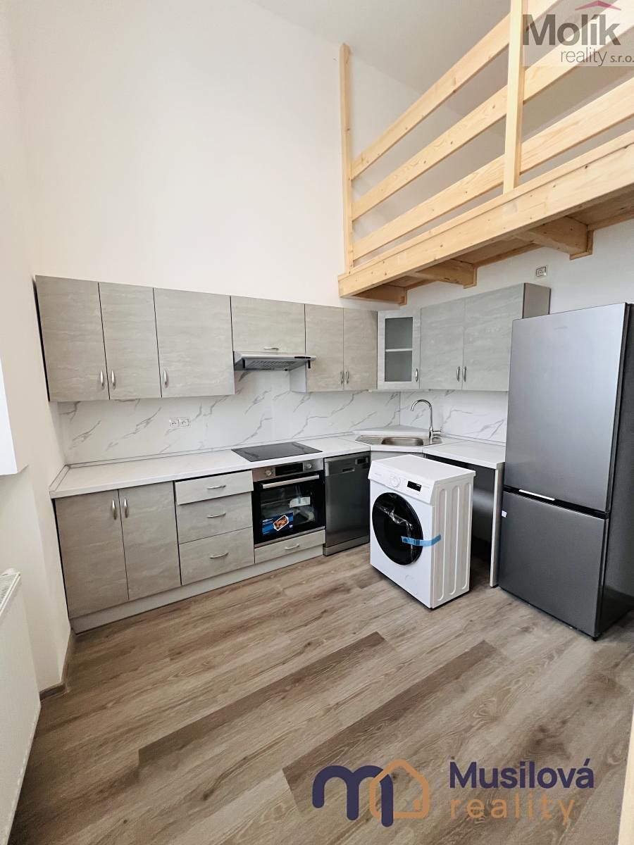 Pronájem bytu 2+kk 57 m²