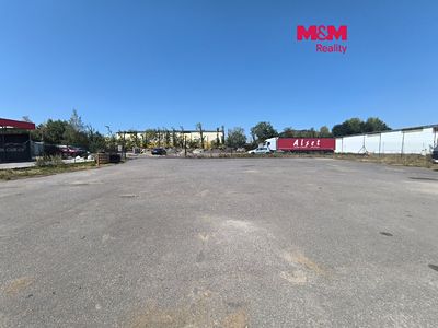 Pronájem pozemku 1085 m²