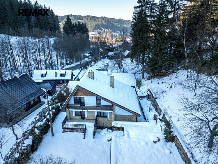 Haus zum Kauf, 313 m² (28 von 29)