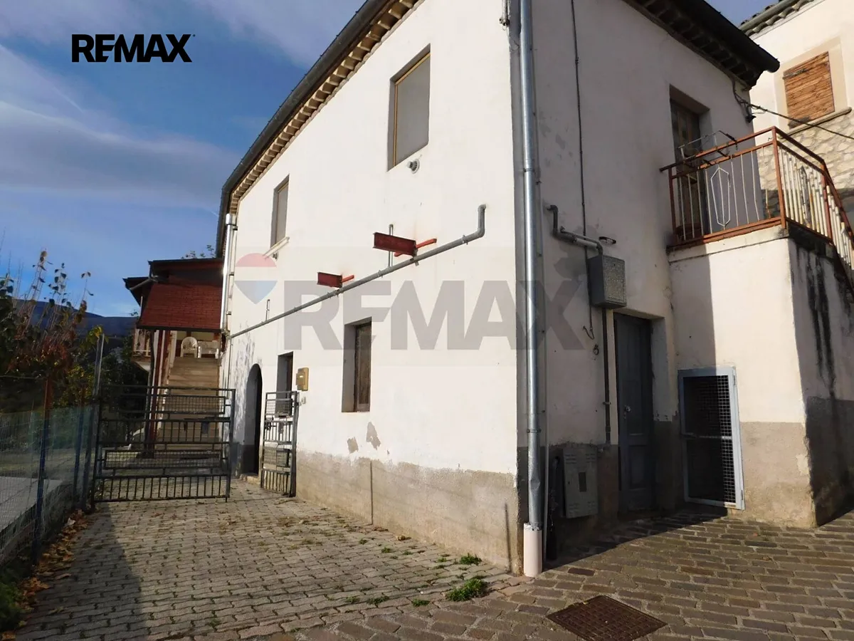 Prodej rodinného domu 105 m², pozemek 109 m²