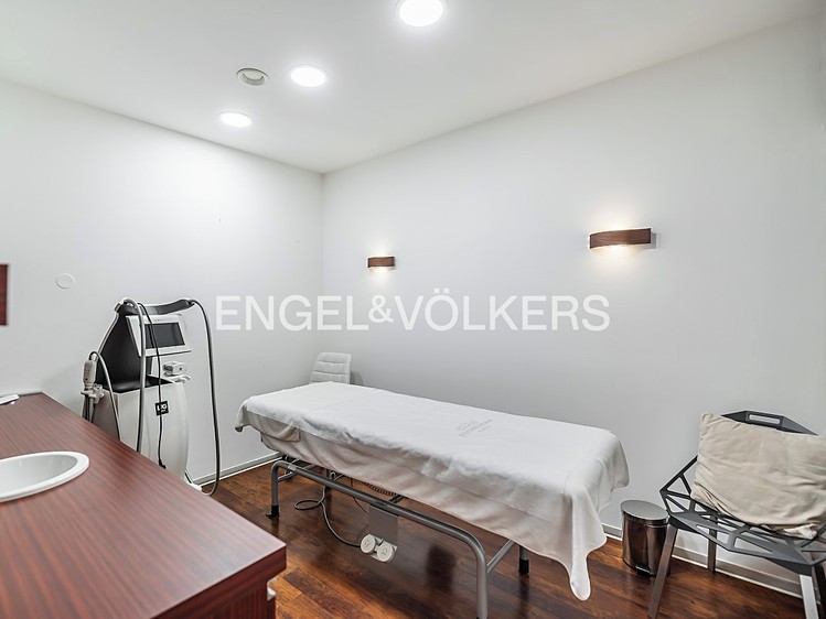 Комерційне приміщення в оренду, 775 м² (18 з 18)