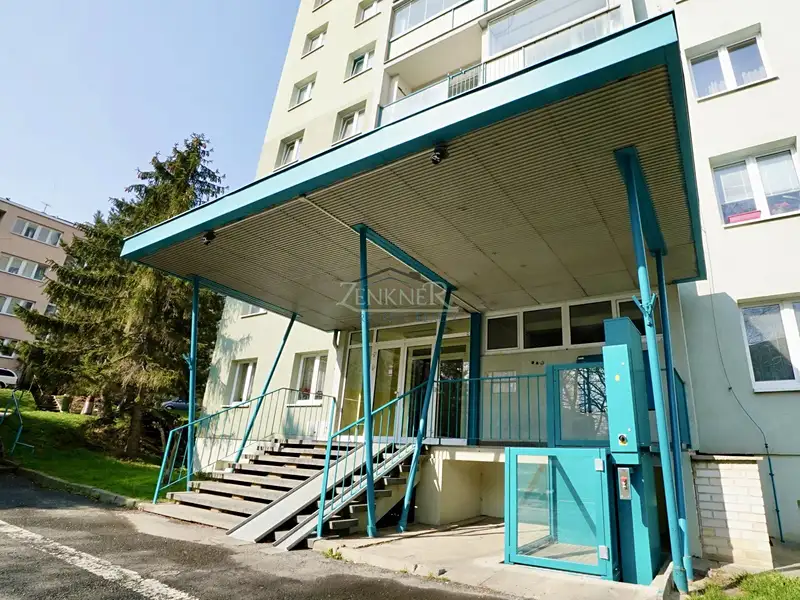 Pronájem bytu 3+1 62 m², Říčany – náhled fotky 2