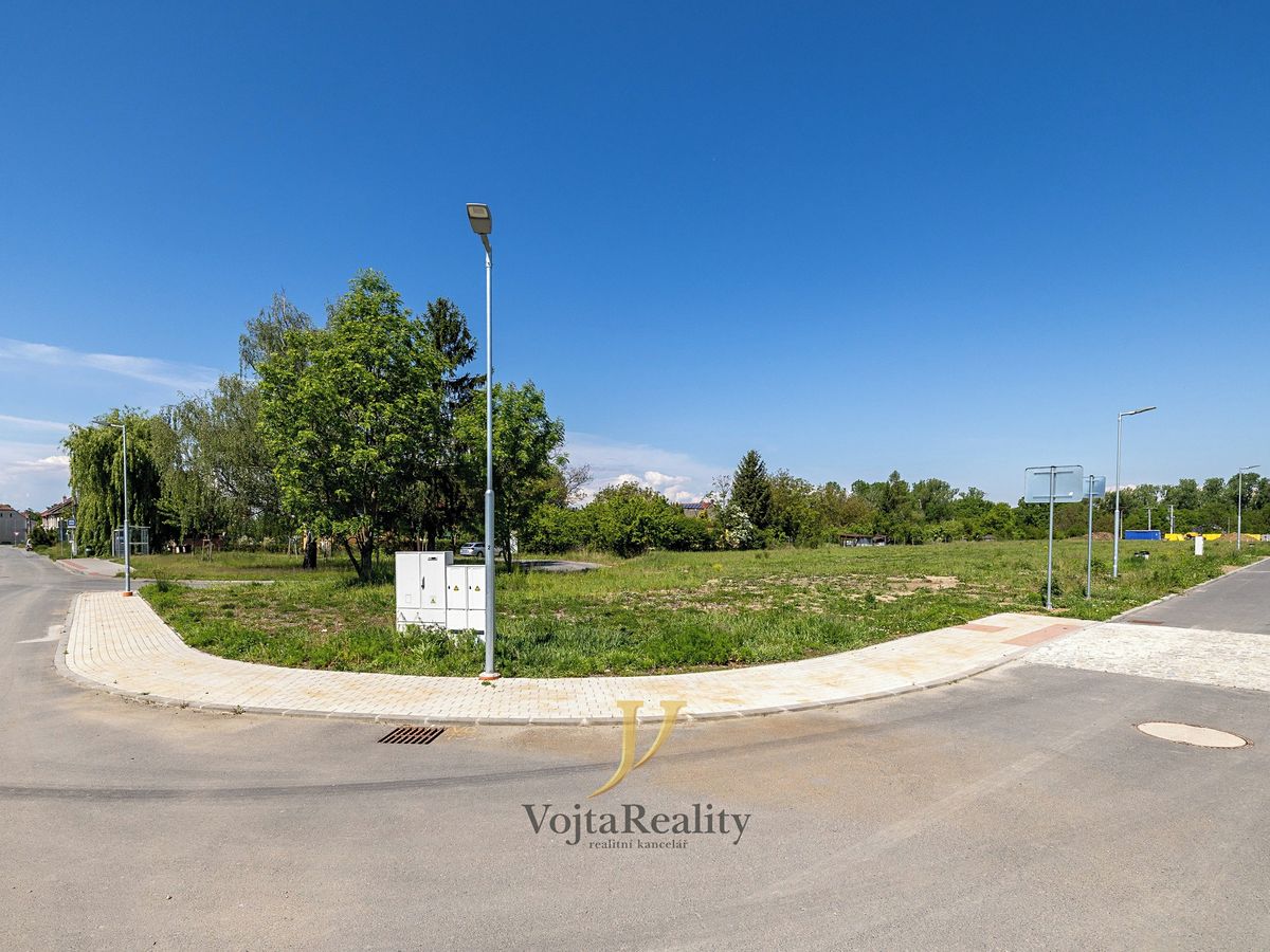 Prodej stavebního pozemku 1130 m² – fotografie 3
