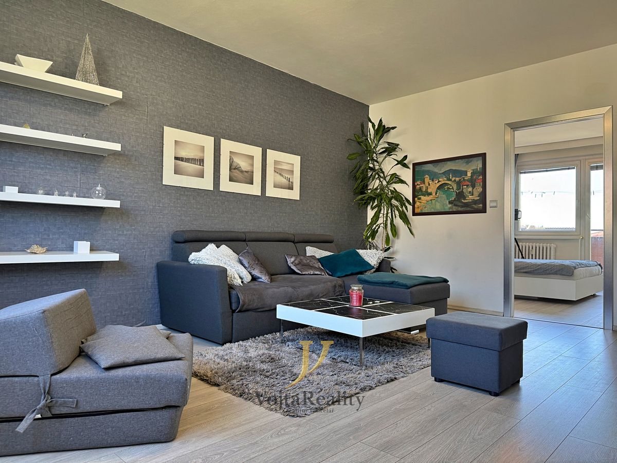 Pronájem bytu 3+1 70 m² – fotografie 3