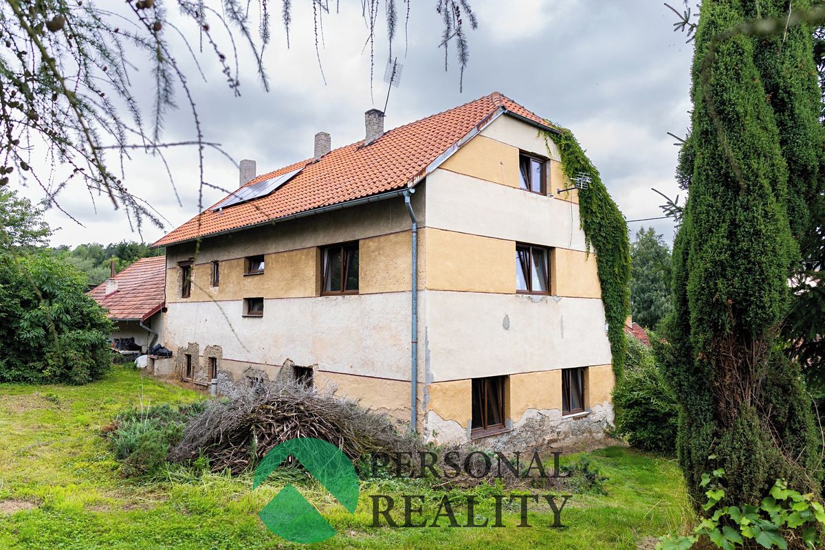 Prodej rodinného domu 307 m², pozemek 3957 m² – fotografie 2