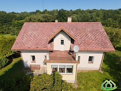 Prodej  rodinného domu 358 m², pozemek 4 457 m²