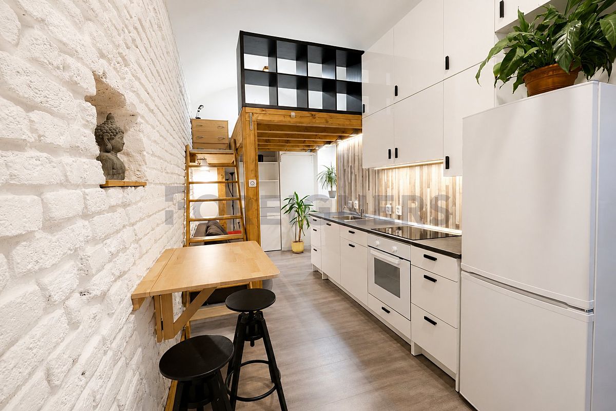 Pronájem bytu 1+kk 32 m²