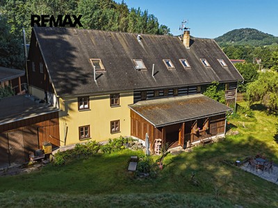 Prodej  rodinného domu 556 m², pozemek 3 366 m²