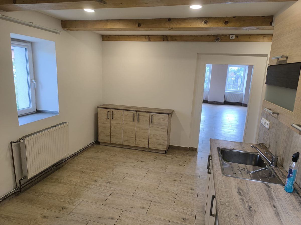 Pronájem bytu 4+1 178 m² – fotografie 5