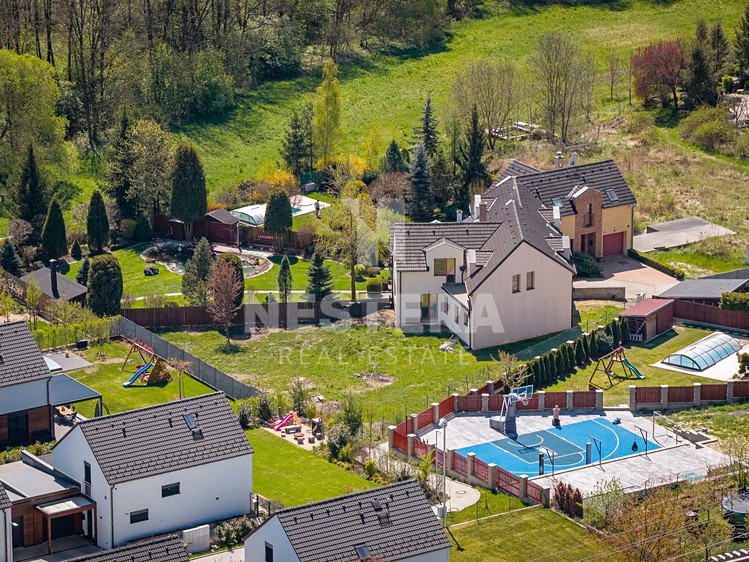 Будинок на продаж, 209 м² (19 з 25)